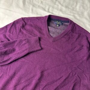 Club Room Men's Small Plum Purple V Neck Merino Wool Blend Pullover‎ Sweater